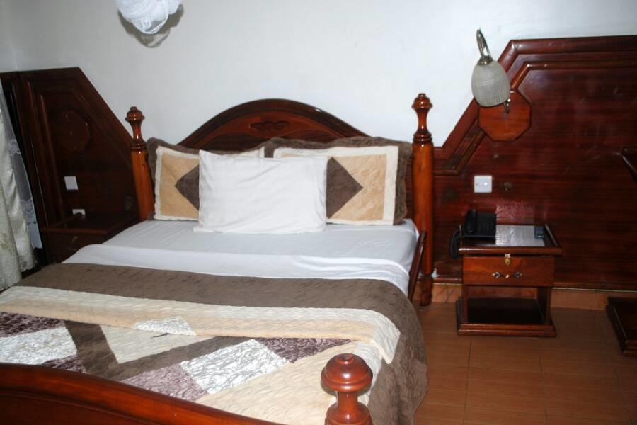 Palm World Hotels Mbarara Екстериор снимка